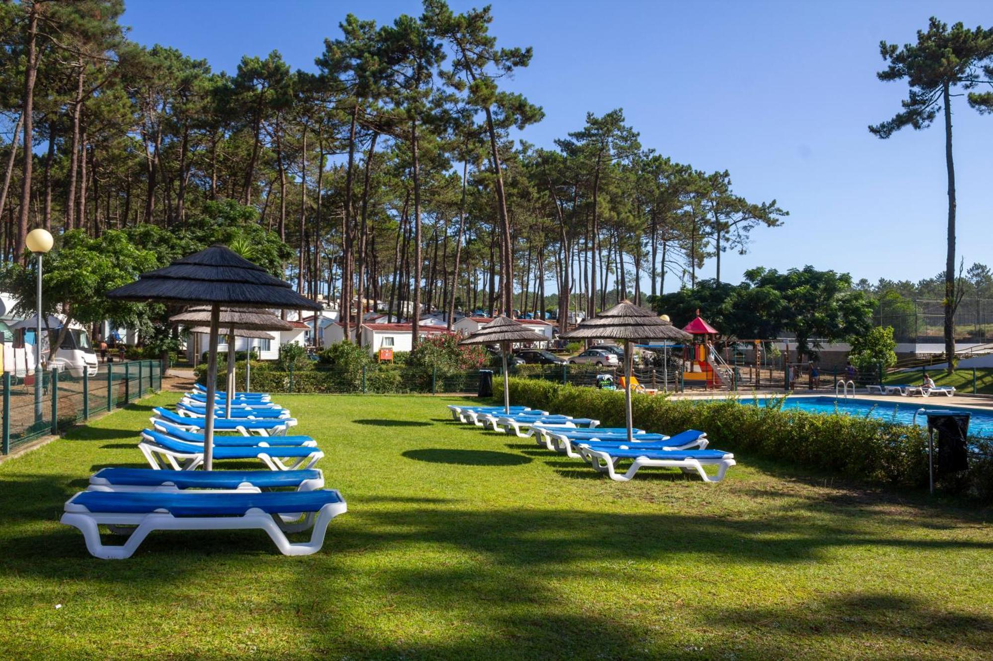Parque De Campismo Orbitur Valado Hotel Nazaré Kültér fotó